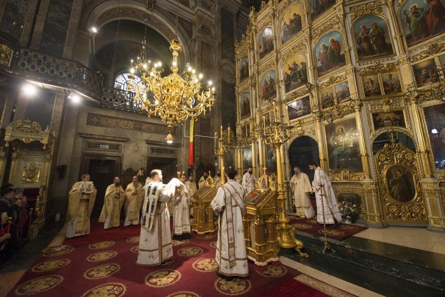 Liturghie săvârșită în Catedrala mitropolitană din Iași, la pomenirea Sfântului Ierarh Iosif cel Milostiv/ Foto: Tudorel Rusu